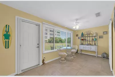 2960 59th Street S #105, Gulfport, FL 33707 - Photo 10