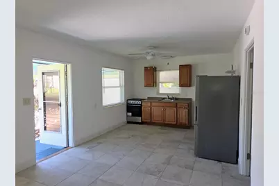 6931 Hibiscus Avenue S #3C, South Pasadena, FL 33707 - Photo 4