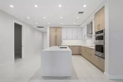 275 1st Avenue S #1003, Saint Petersburg, FL 33701 - Photo 48