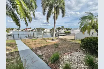 6316 Lake Sunrise Drive, Apollo Beach, FL 33572 - Photo 68
