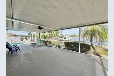 6316 Lake Sunrise Drive, Apollo Beach, FL 33572 - Photo 52
