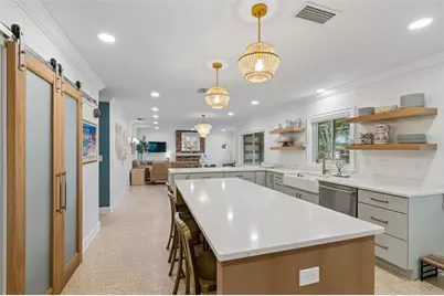 10916 Carrollwood Drive, Tampa, FL 33618 - Photo 12