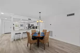 4740 Brittany Dr S, Saint Petersburg, FL 33715 - Photo 16