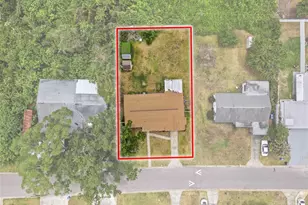 2518 W North St, Tampa, FL 33614 - Photo 2