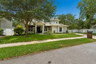 4601 S Esperanza Ave, Tampa, FL 33611 - Photo 2