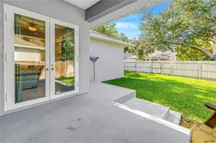 459 Northmoor Ave N, Saint Petersburg, FL 33702 - Photo 38