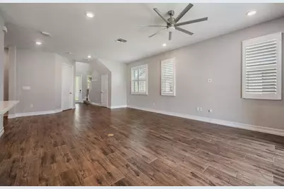 4830 Isola Court, Wesley Chapel, FL 33543 - Photo 6