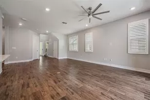 4830 Isola Ct, Wesley Chapel, FL 33543 - Photo 6