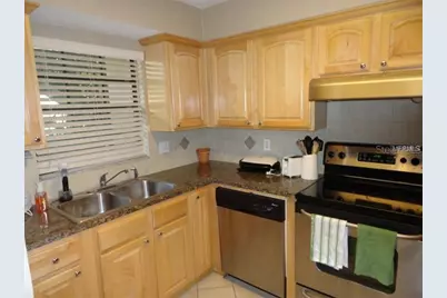6100 Gulfport Boulevard S #102, Gulfport, FL 33707 - Photo 14