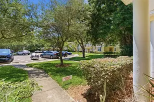 2049 Fiesta Ridge Ct, Tampa, FL 33604 - Photo 32