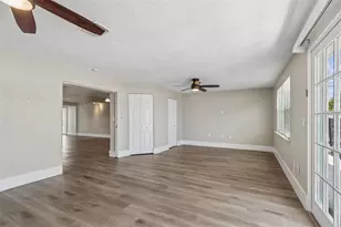 13691 Serena Dr, Largo, FL 33774 - Photo 12