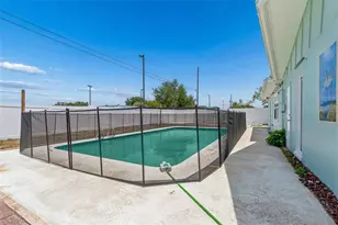 13691 Serena Dr, Largo, FL 33774 - Photo 44