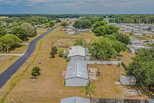 34516 Dustin Ct, Zephyrhills, FL 33541 - Photo 46