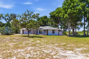 7961 W Riverbend Rd, Crystal River, FL 34428 - Photo 4