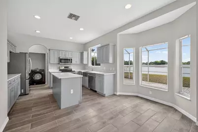 8405 Canterbury Lake Boulevard, Tampa, FL 33619 - Photo 14