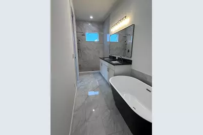 1531 29th Avenue N, Saint Petersburg, FL 33704 - Photo 16