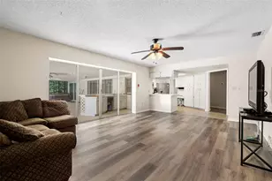 207 Dunbridge Dr, Palm Harbor, FL 34684 - Photo 18