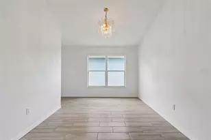 30449 Tremont Dr, Wesley Chapel, FL 33543 - Photo 18