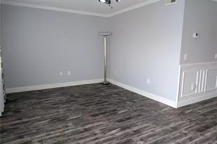 5850 18th St N, Saint Petersburg, FL 33714 - Photo 6