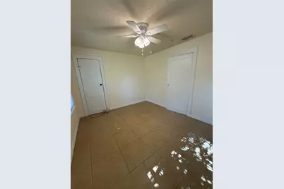 409 Lebeau Street, Clearwater, FL 33755 - Photo 10