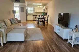 9950 47th Ave N, Saint Petersburg, FL 33708 - Photo 6