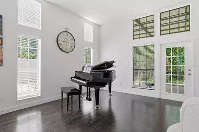 18740 Wimbledon Circle, Lutz, FL 33558 - Photo 26