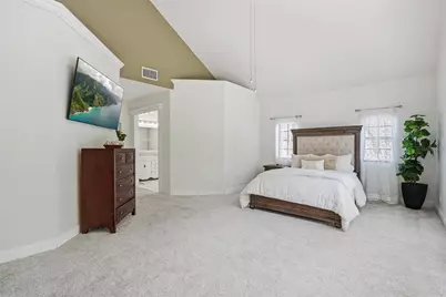 18740 Wimbledon Circle, Lutz, FL 33558 - Photo 34