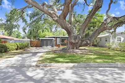 779 Bayou Blvd S, Saint Petersburg, FL 33705 - Photo 4