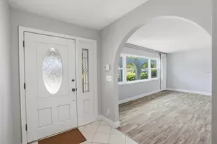 9760 136th St, Seminole, FL 33776 - Photo 10