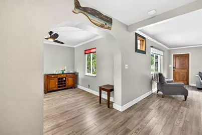 5519 Commonwealth Avenue N, Saint Petersburg, FL 33703 - Photo 10