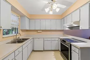 7328 Canal Blvd, Tampa, FL 33615 - Photo 10