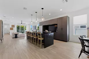 5160 Dartmouth Ave N, Saint Petersburg, FL 33710 - Photo 10