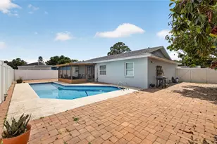 11207 Fireside Dr, Tampa, FL 33625 - Photo 32