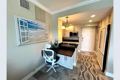 880 Mandalay Avenue #N610, Clearwater Beach, FL 33767 - Photo 14