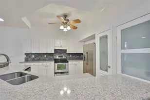 3161 Meta Ct, Largo, FL 33771 - Photo 2