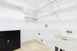 288 Beach Dr NE, Saint Petersburg, FL 33701 - Photo 26