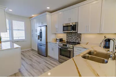 7974 Sailboat Key Boulevard S #402, South Pasadena, FL 33707 - Photo 2