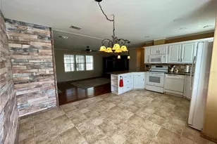 38055 Woodgate, Zephyrhills, FL 33542 - Photo 12