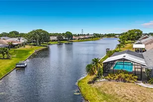 2007 Wedge Ct, Sun City Center, FL 33573 - Photo 2