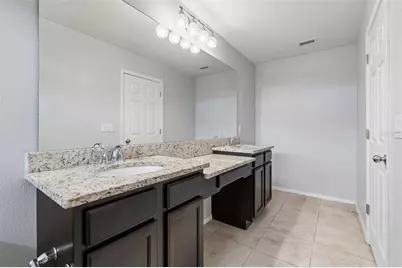 4768 White Sanderling Court, Tampa, FL 33619 - Photo 34