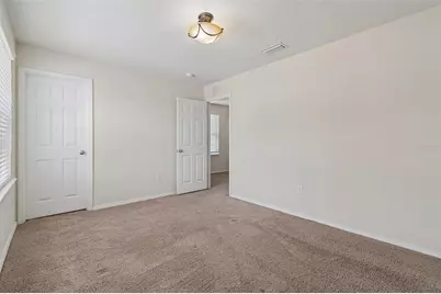 4768 White Sanderling Court, Tampa, FL 33619 - Photo 16