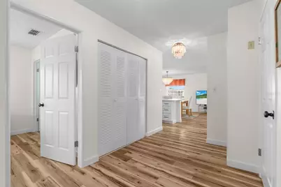 5967 Terrace Park Drive N #201, Saint Petersburg, FL 33709 - Photo 18