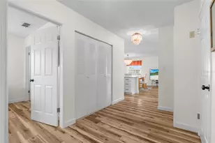 5967 Terrace Park Dr N, Saint Petersburg, FL 33709 - Photo 18