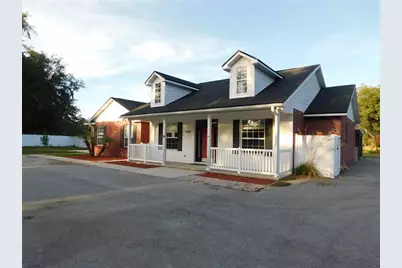2525 N Valrico Road, Seffner, FL 33584 - Photo 2