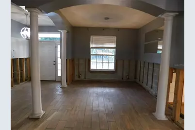 2525 N Valrico Road, Seffner, FL 33584 - Photo 6