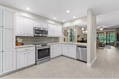 10 Shamrock Way #10, Oldsmar, FL 34677 - Photo 2