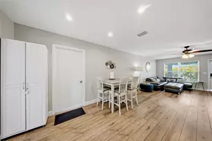 7976 Shadow Run Dr, Largo, FL 33773 - Photo 8