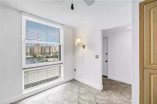 7700 Sun Island Dr S, South Pasadena, FL 33707 - Photo 16