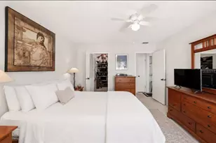 3853 S Lake Dr, Tampa, FL 33614 - Photo 6
