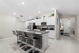 13511 Willow Bluestar Loop, Riverview, FL 33579 - Photo 6